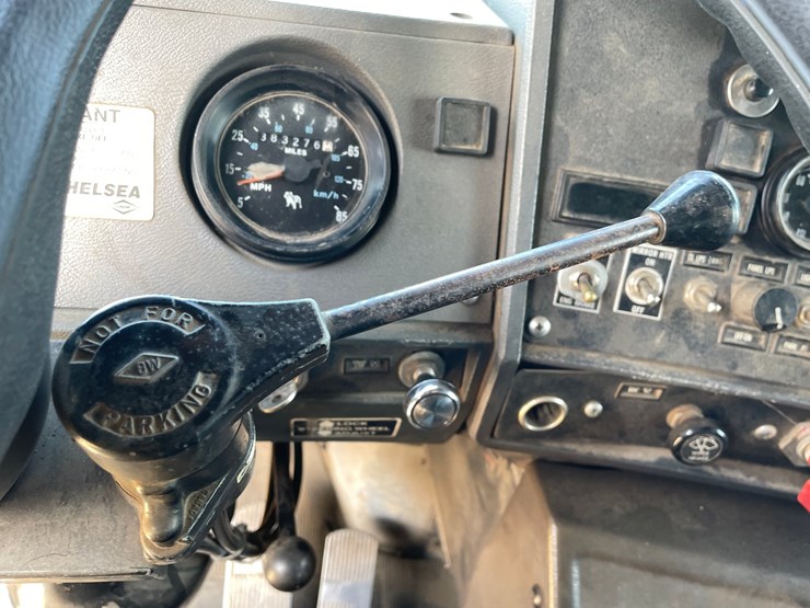 #401-•-1991-mack-rb688s-dump-truck-(has-mn-title)-image-61