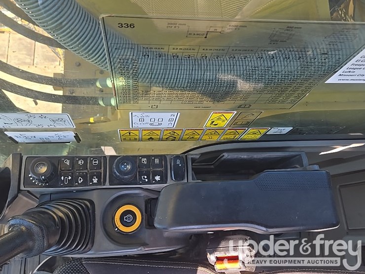 2019-caterpillar-336-image-88