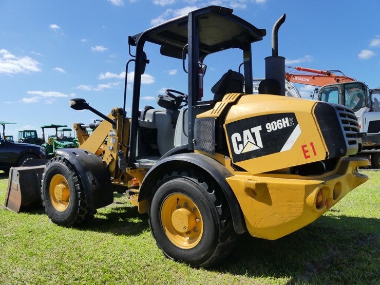2015-caterpillar-906h2-image-4