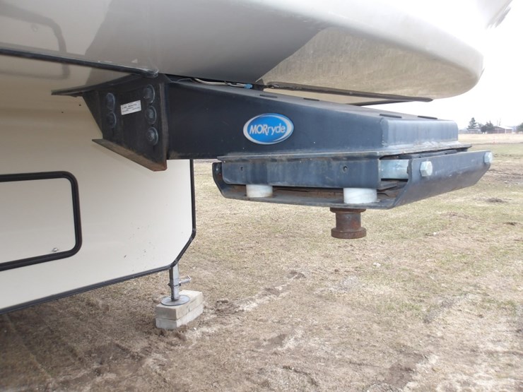 #7364-•-2015-jayco-pinnacle-fifth-wheel-camper-image-5