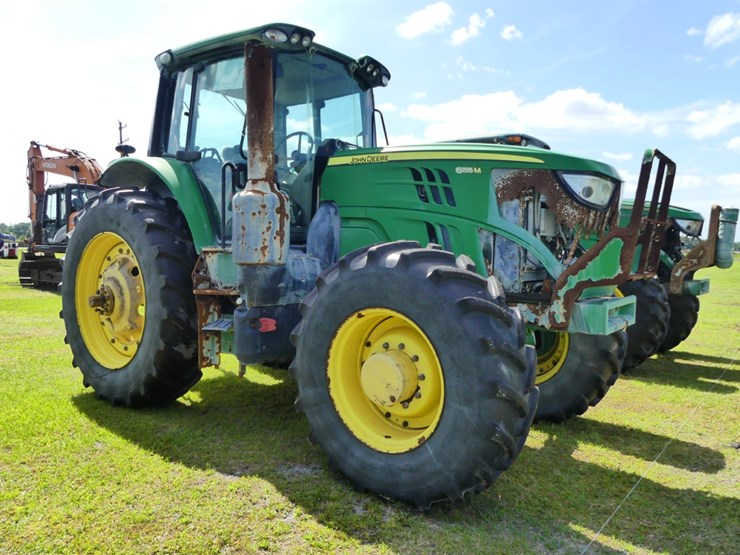 2020-john-deere-6155m-image-2