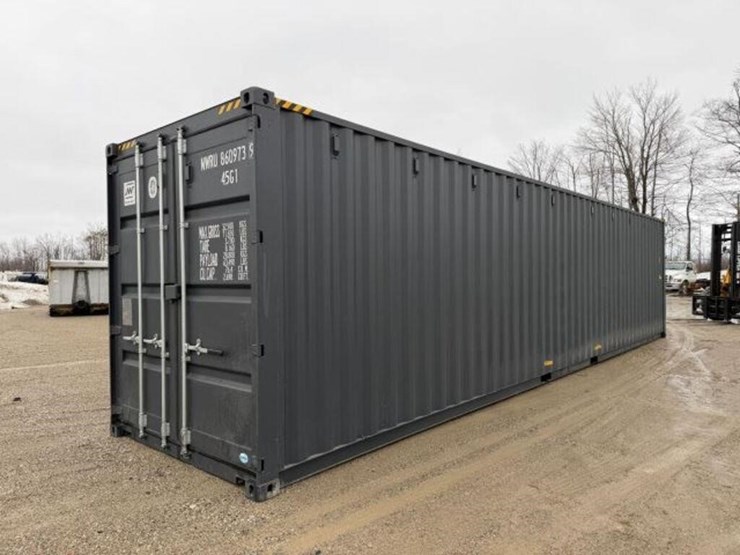 2025-one-way-40-ft-image-2