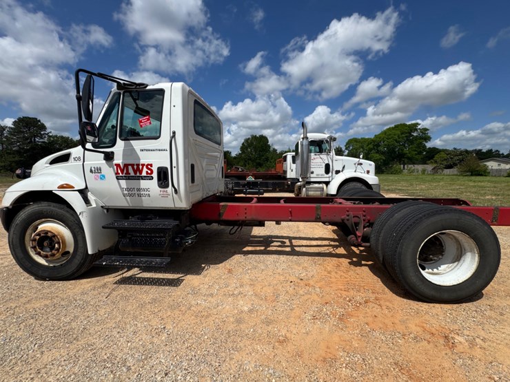 2005-international-4300-image-5