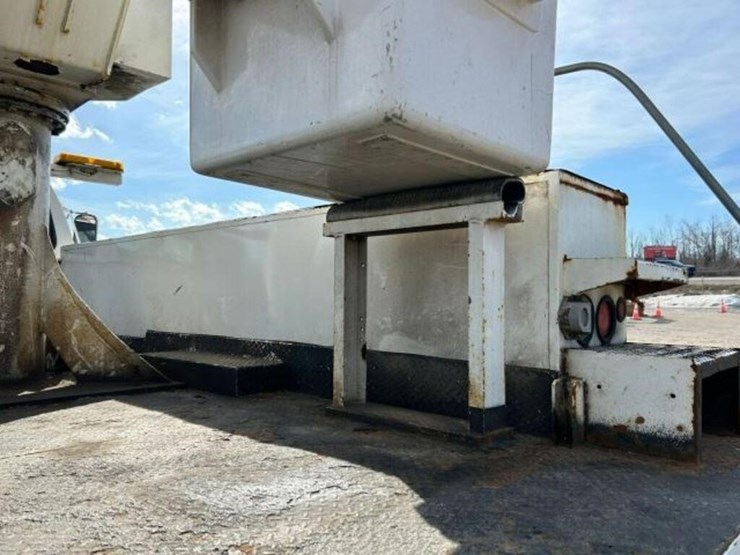 1997-ford-f800-image-76