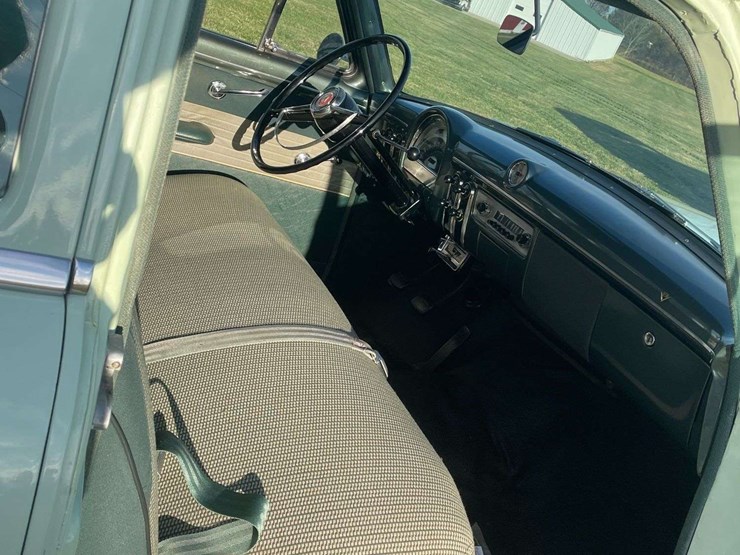 1953-ford-customline-sedan-image-63