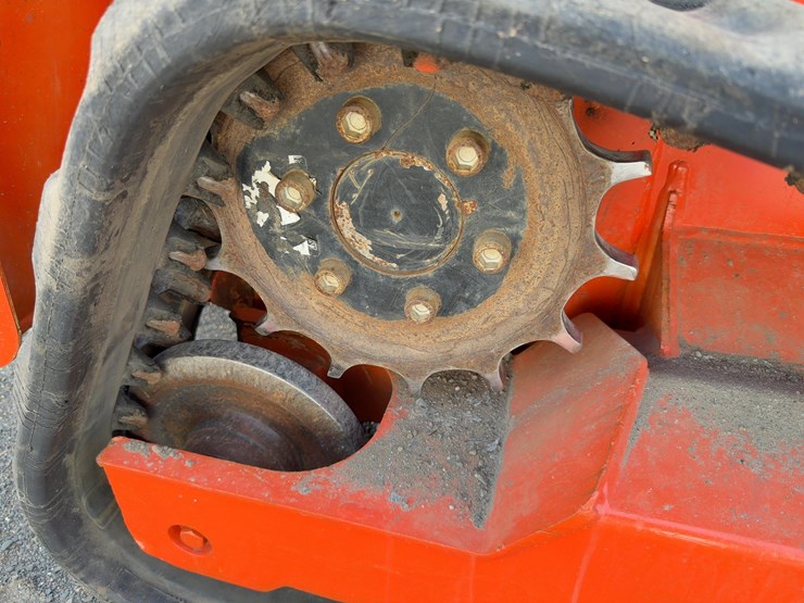 2021-gehl-rt105-image-12