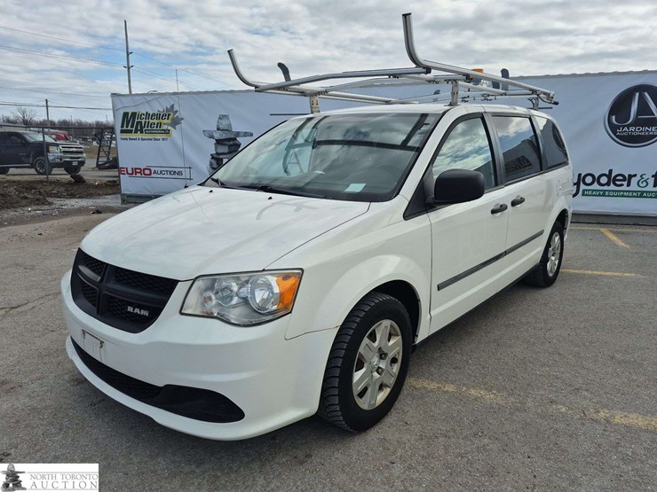 2012-ram-c/v-image-1