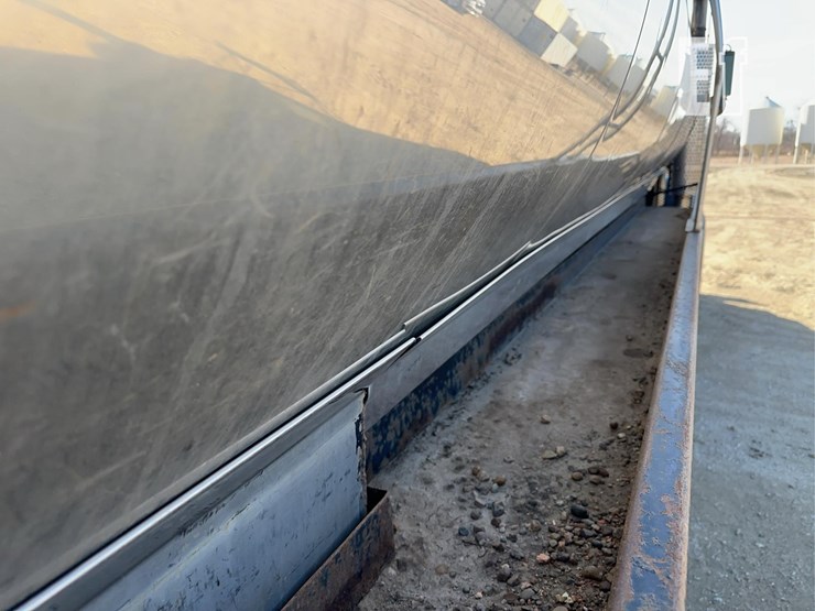 2005-kenworth-t800-image-18