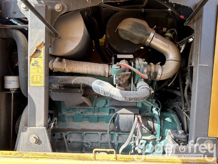 2008-volvo-g940-image-21