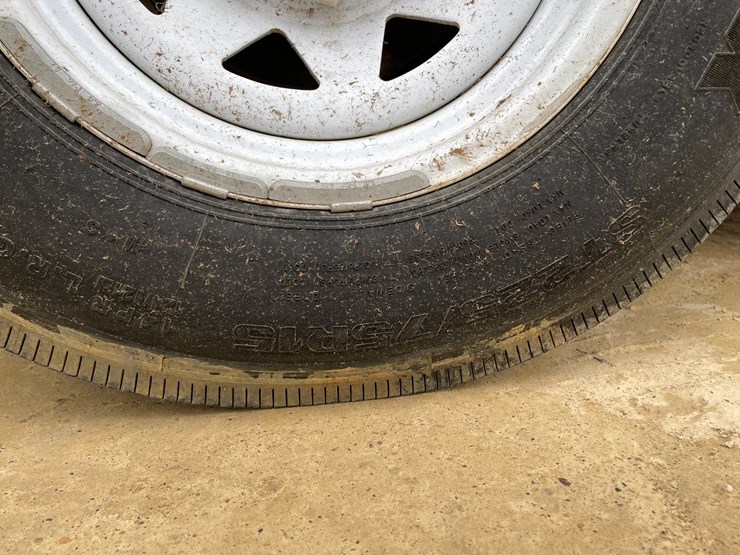 #201-•-2014-palomino-puma-253-fbs-27'-fifth-wheel-camper-(has-wi-title)-image-99