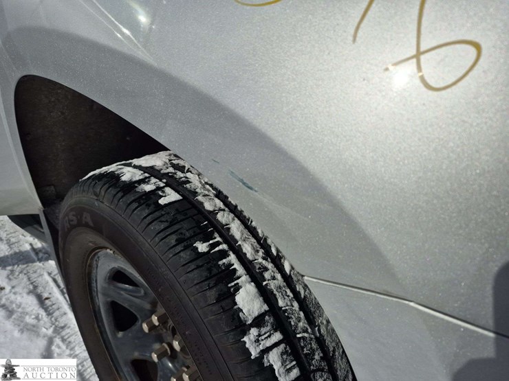 2017-chevrolet-tahoe-image-29