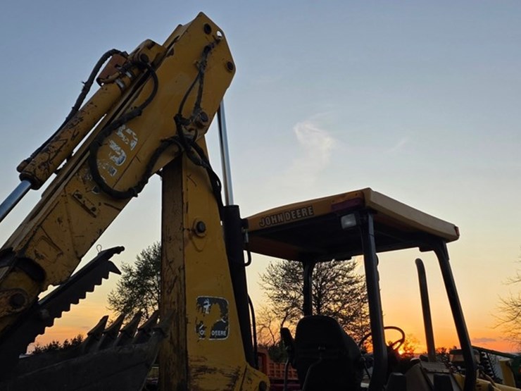 1995-john-deere-310d-image-27