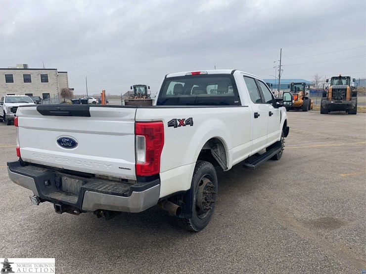 2019-ford-f350-image-4