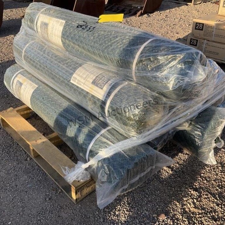 PALLET OF 4FT X 50FT GREEN PLASTIC BARRIER FENCE