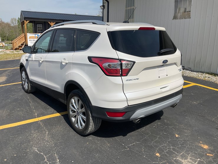 2017-ford-escape-image-4