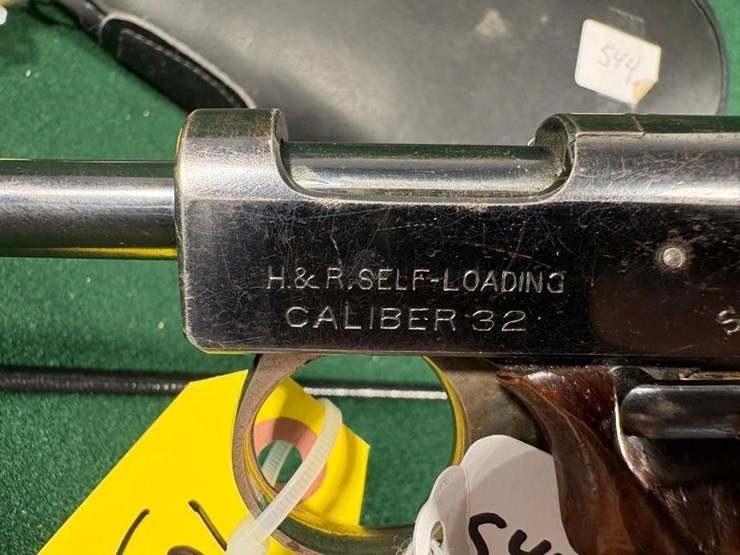 h&r-32-cal-pistol-image-7