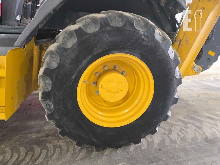 2023-deere-320-p-tier-image-32