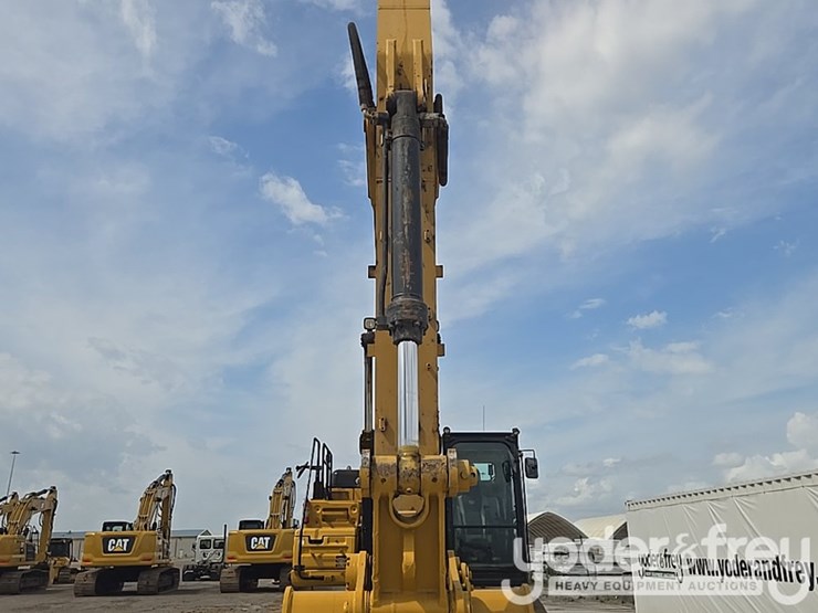 2017-caterpillar-336fl-image-30
