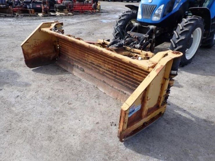 2014-new-holland-t4.75-image-25