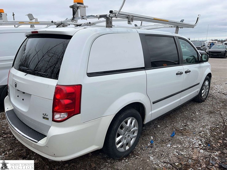 2014-ram-c/v-image-4