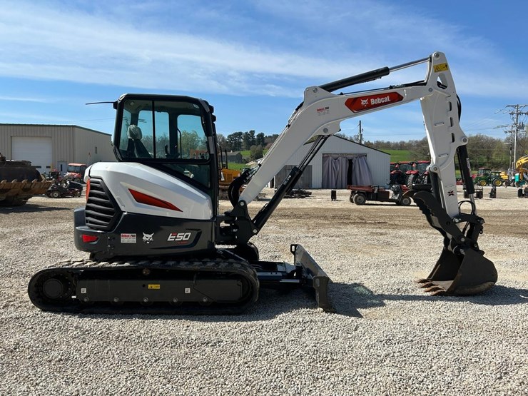 2022-bobcat-e50-image-5