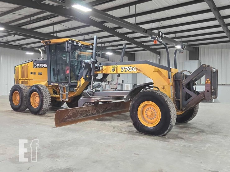 2012-deere-770g-image-2