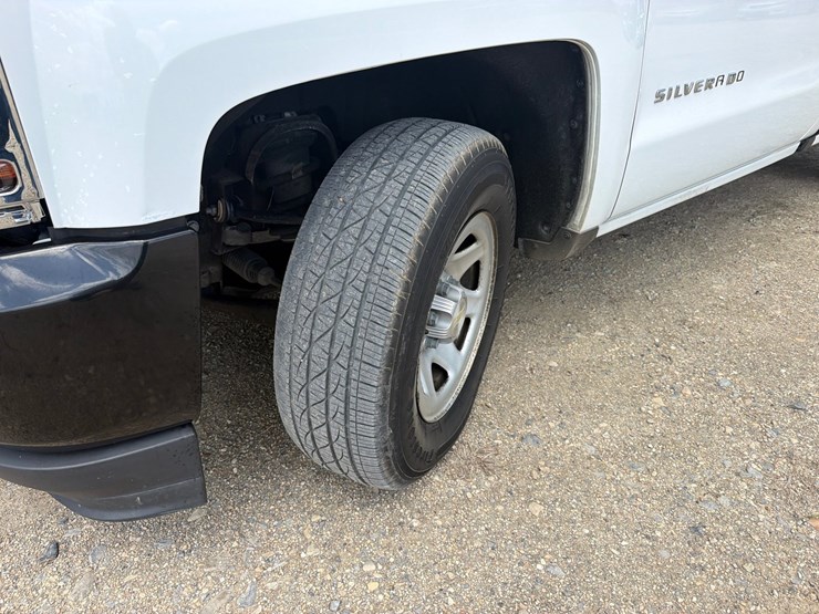 2018-chevrolet-1500-image-8