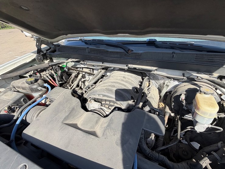 2015-chevrolet-silverado-1500-image-13