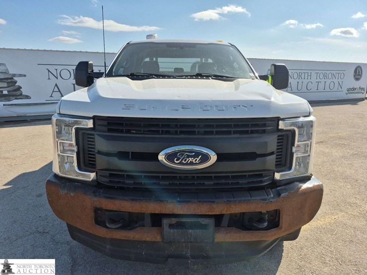 2017-ford-f250-image-2