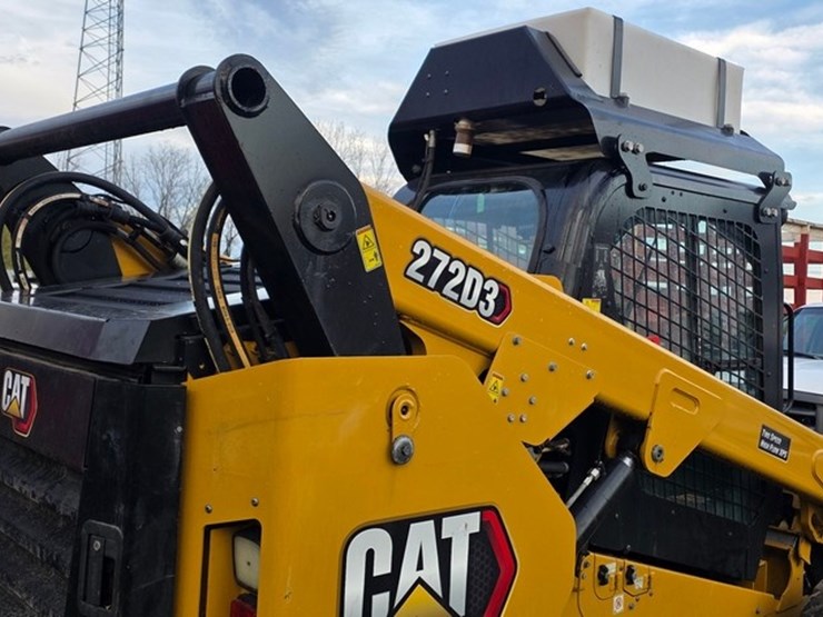 2022-caterpillar-272d3-image-18