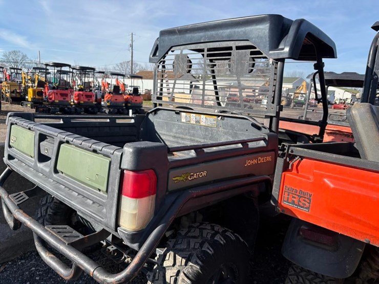 john-deere-825-image-10