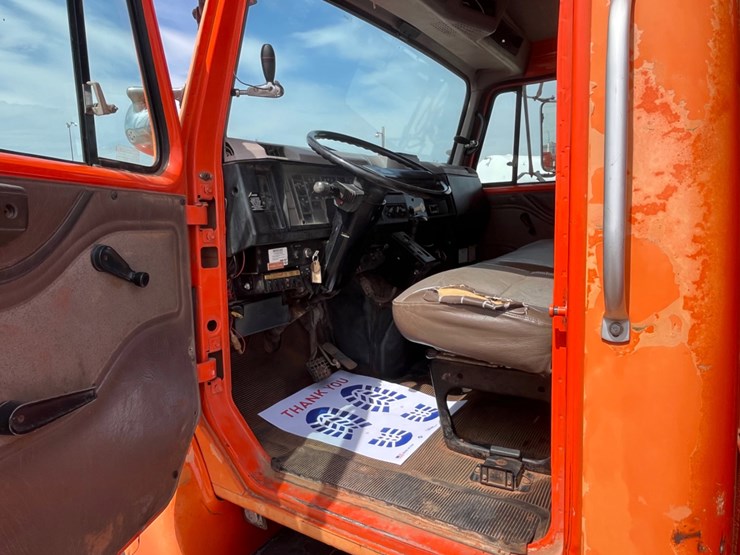 1999-international-4900-image-13