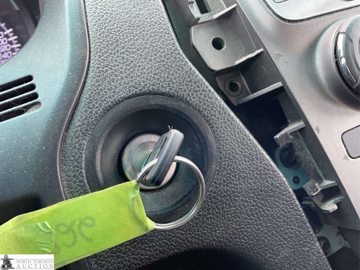 2014-ford-explorer-image-15