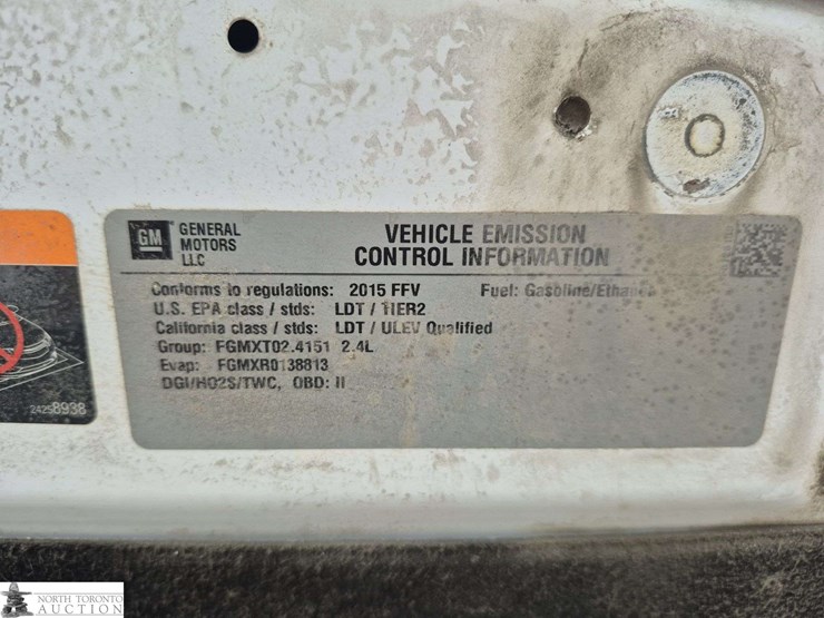 2015-chevrolet-equinox-image-17