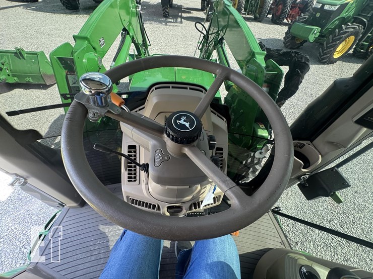 2023-john-deere-6120m-image-17