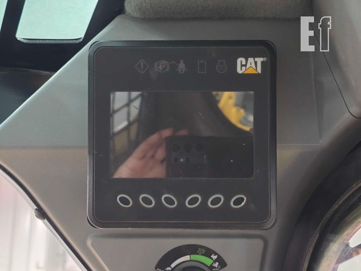 2022-caterpillar-289d3-image-21