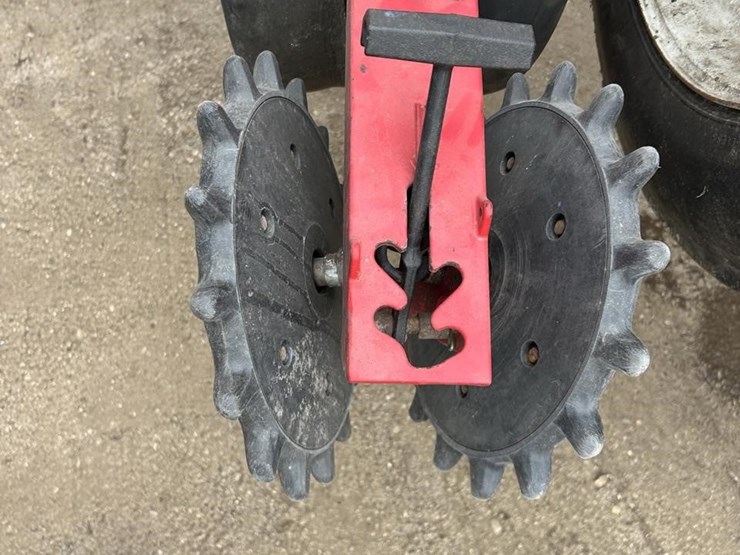 2014-white-9824-image-32