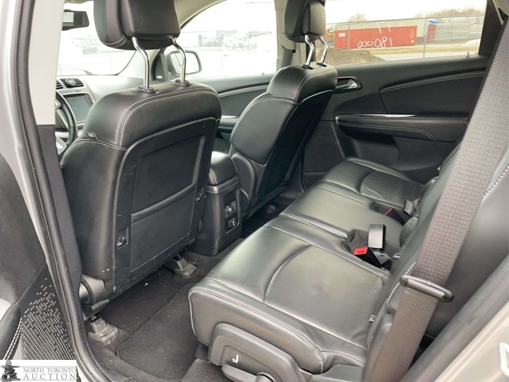 2017-dodge-journey-image-15