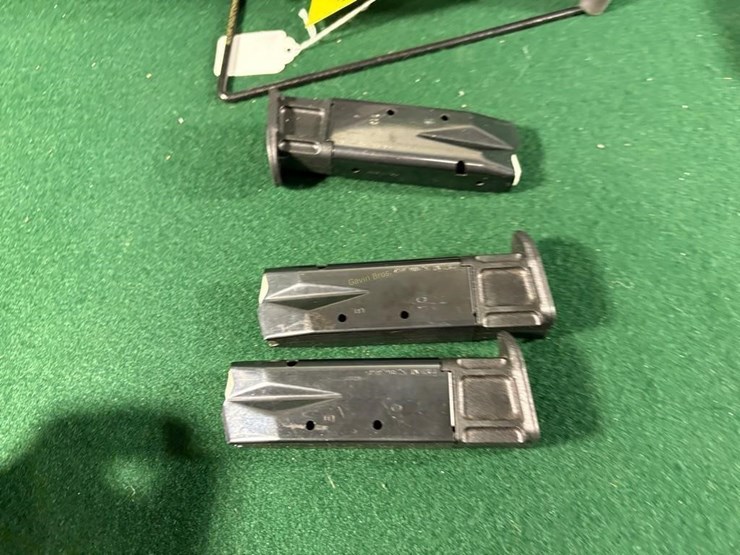 smith-&-wesson-sw99-pistol-9mm-image-11