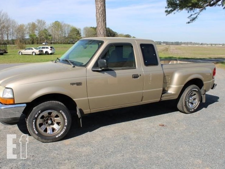 2000-ford-ranger-xlt-image-1