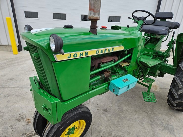 1961-john-deere-2010-image-12