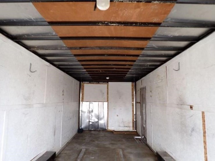 2015-lgs-24-ft-t/a-enclosed-trailer-53bpteb21ha028-image-22