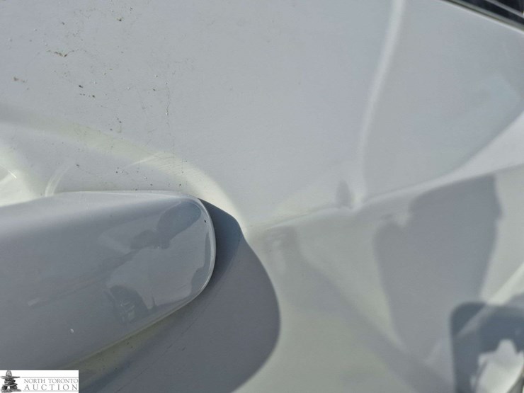 2016-chevrolet-equinox-ls-image-26