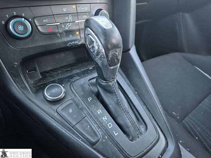 non-operable-2016-ford-focus-image-17