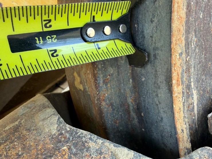 deere-750c-lt-image-23