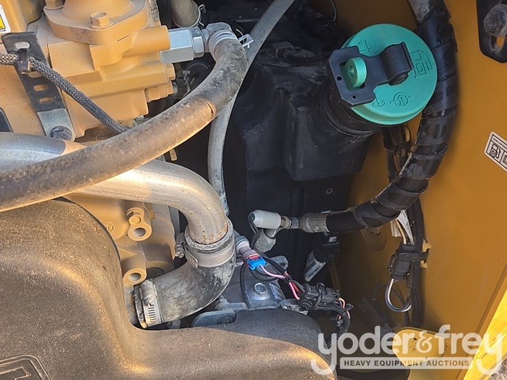 2022-caterpillar-289d3-image-70