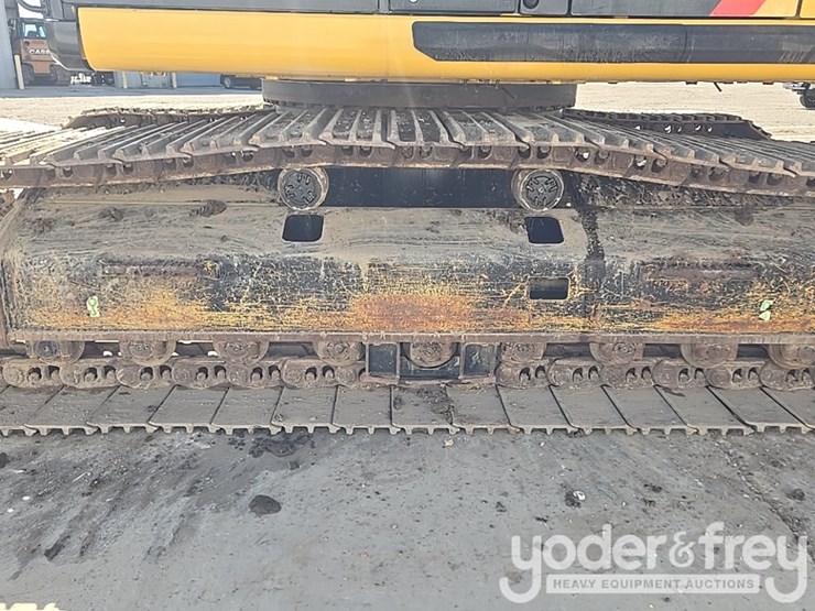 2017-caterpillar-336fl-image-11