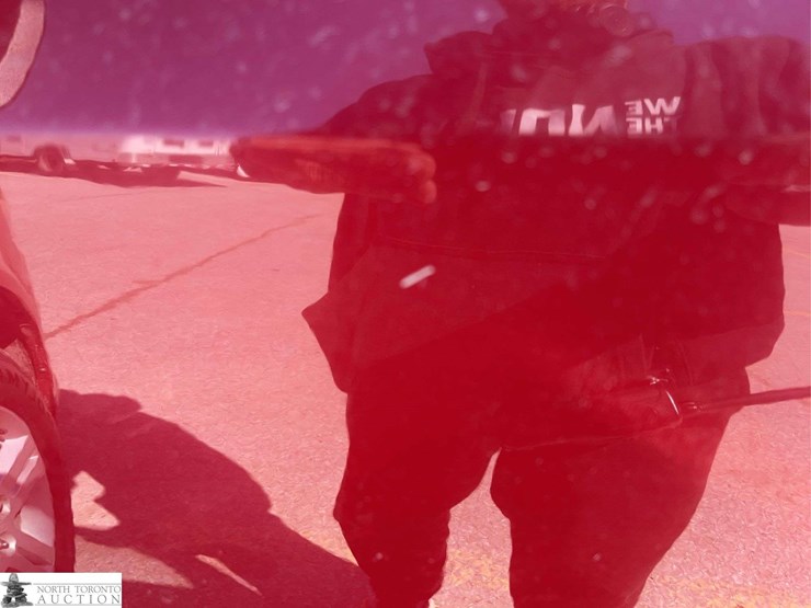 2012-dodge-grand-caravan-crew-image-26