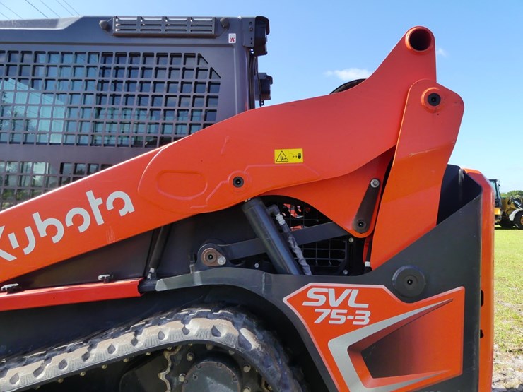 kubota-svl75-3-image-8