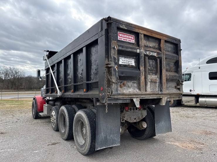 1990-peterbilt-357-image-43